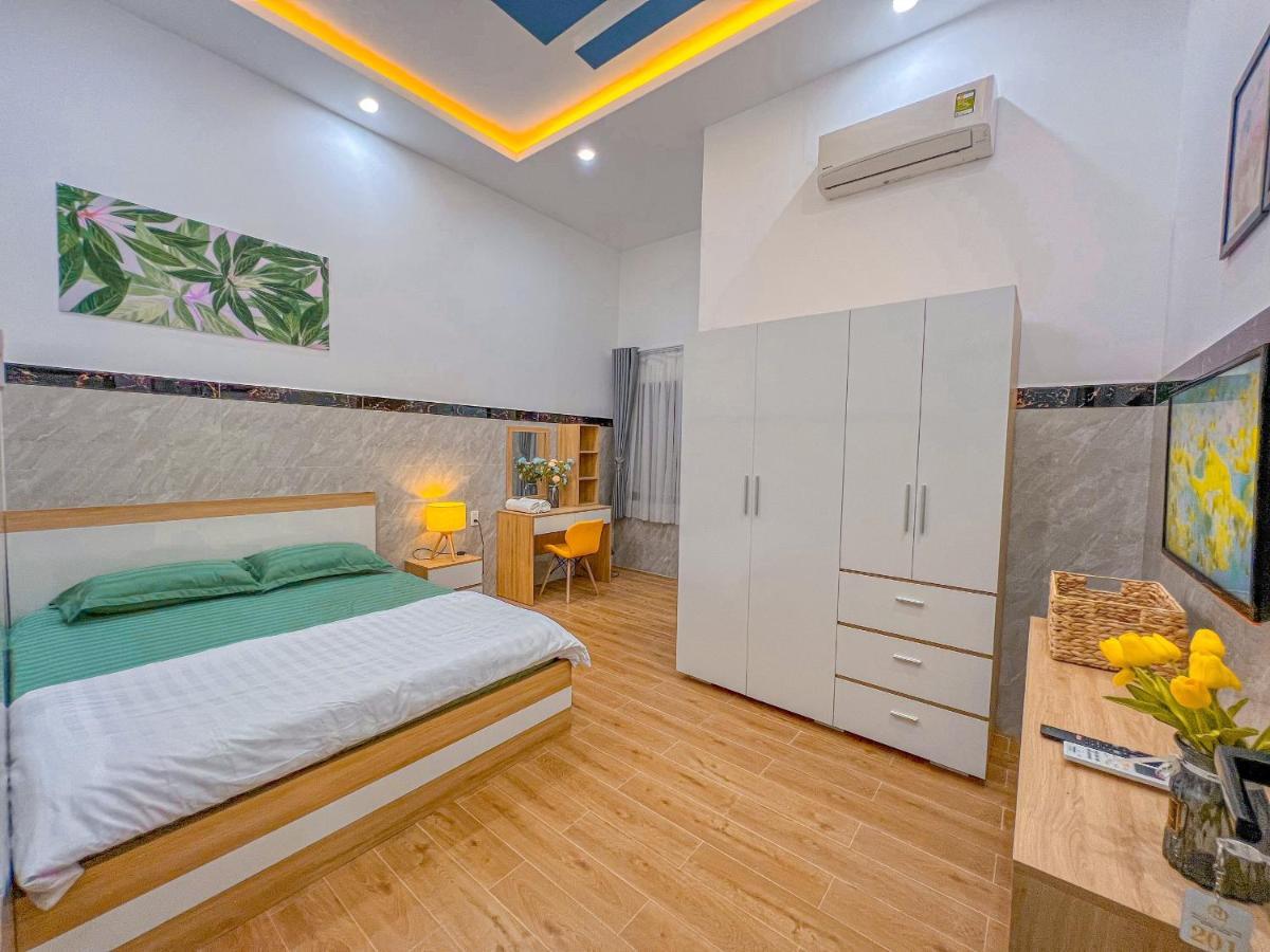 Homestay Qhome Chi Khu Co Ong Esterno foto