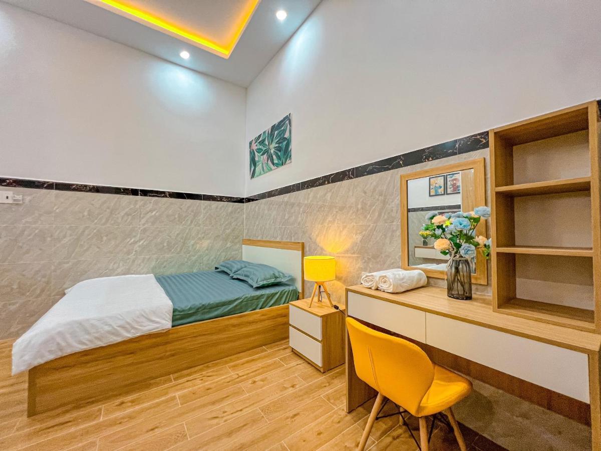 Homestay Qhome Chi Khu Co Ong Esterno foto