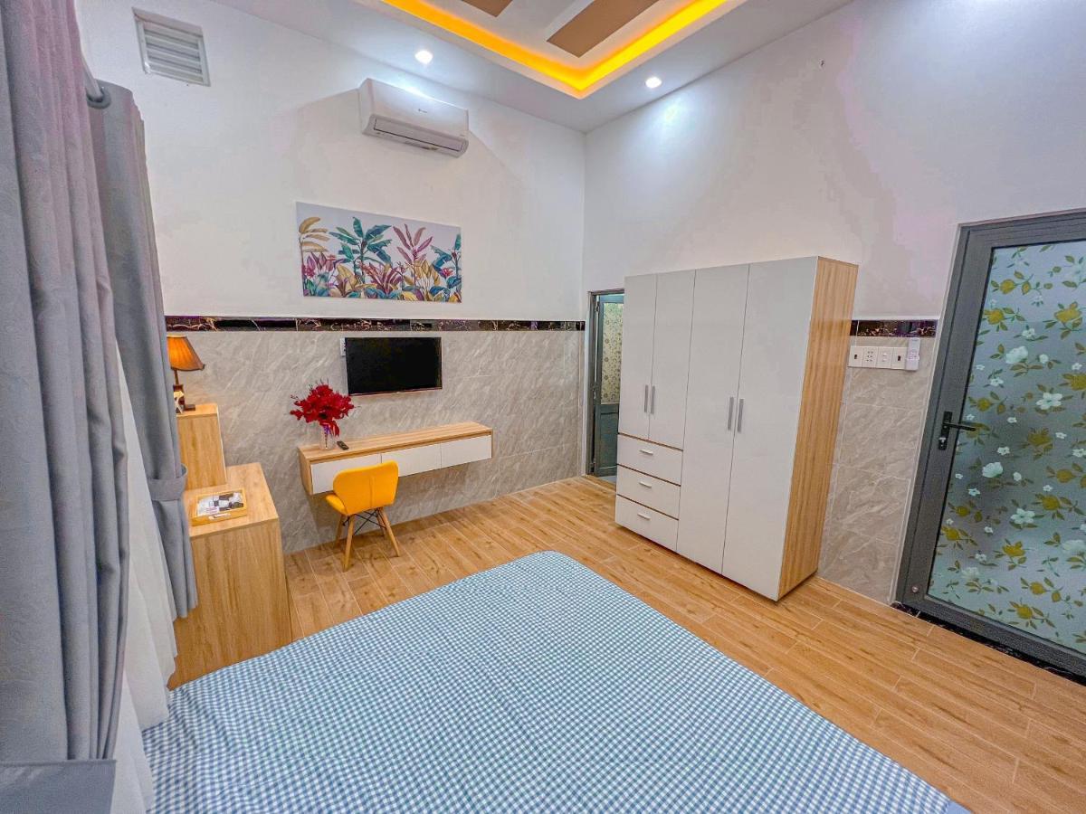 Homestay Qhome Chi Khu Co Ong Esterno foto